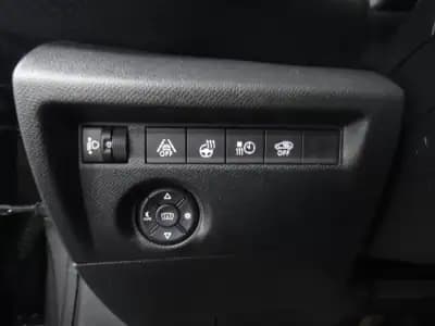 Sell Citroën e-C4 2022 - 19500 EUR, 28000 km - AUTO.MOTO.pt