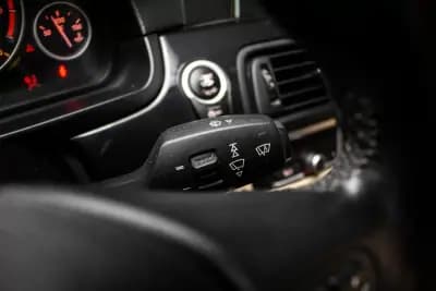 Vendo BMW 520 2010 - 11990 EUR, 252182 km - AUTO.MOTO.pt