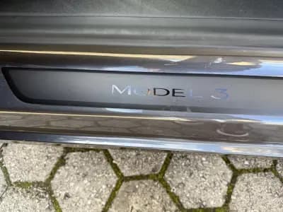 Vendo Tesla Model 3 2022 - 29900 EUR, 95000 km - AUTO.MOTO.pt