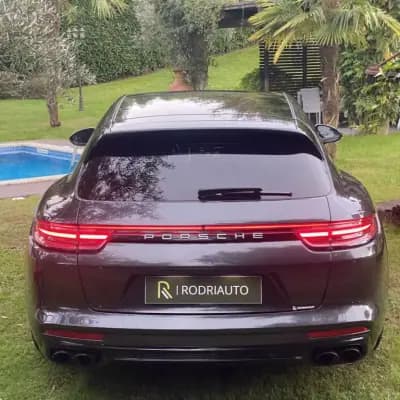 Sell Porsche Panamera Sport Turismo 2019 - 69990 EUR, 210000 km - AUTO.MOTO.pt