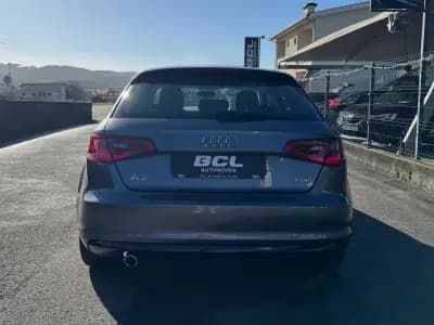 Vendo Audi A3 Sportback 2013 - 15990 EUR, 174000 km - AUTO.MOTO.pt
