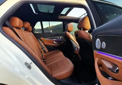 Vendo Mercedes-Benz E 220 2017 - 31500 EUR, 150000 km - AUTO.MOTO.pt