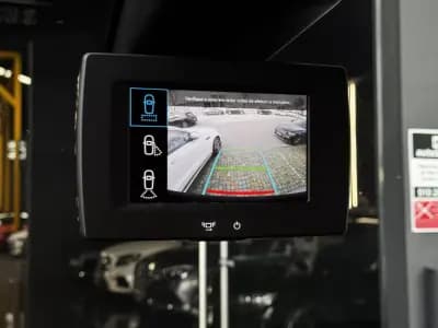 Sell Peugeot Partner 2021 - 14990 EUR, 108700 km - AUTO.MOTO.pt