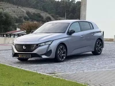 Vendo Peugeot 308 2022 - 21999 EUR, 128000 km - AUTO.MOTO.pt