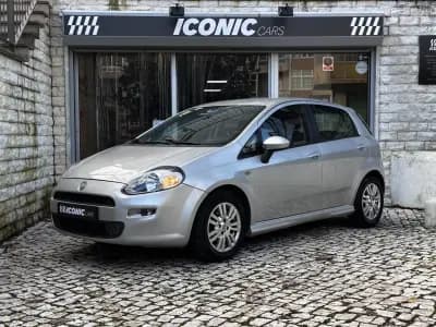 Sell Fiat Punto 2014 - 6490 EUR, 145800 km - AUTO.MOTO.pt
