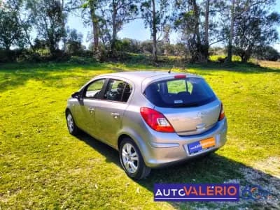 Vendo Opel Corsa 2013 - 7950 EUR, 74650 km - AUTO.MOTO.pt