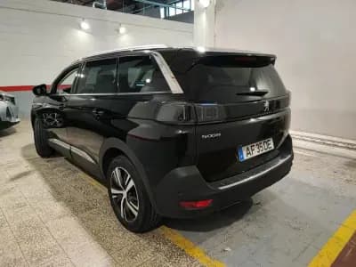 Vendo Peugeot 5008 2021 - 25900 EUR, 107095 km - AUTO.MOTO.pt