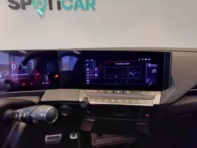 Sell Opel Astra 2023 - 31000 EUR, 11950 km - AUTO.MOTO.pt