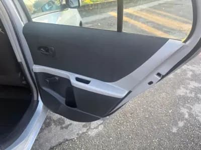 Vendo Toyota Yaris 2009 - 6550 EUR, 147000 km - AUTO.MOTO.pt