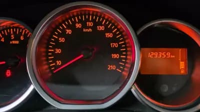 Vendo Dacia Sandero 2018 - 10990 EUR, 129000 km - AUTO.MOTO.pt