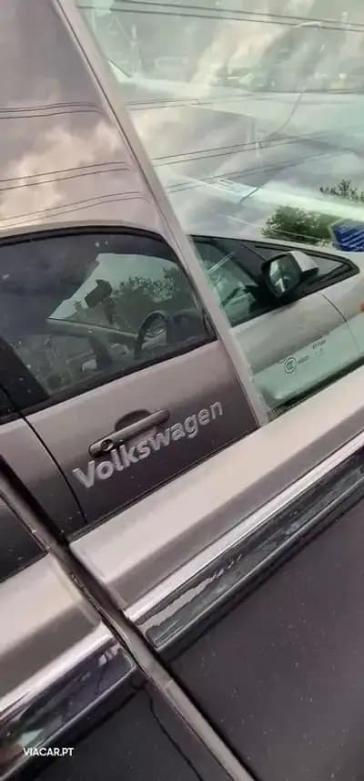 Vendo Volkswagen Golf 2021 - 18450 EUR, 93080 km - AUTO.MOTO.pt