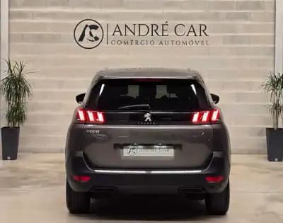 Sell Peugeot 5008 2021 - 22450 EUR, 42414 km - AUTO.MOTO.pt