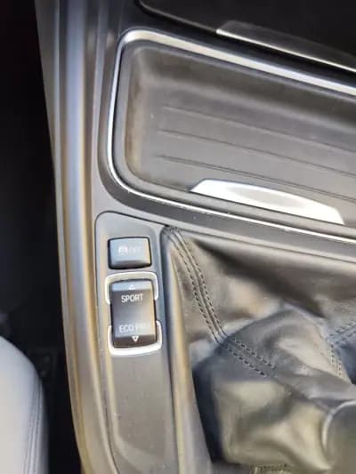 Vendo BMW 320 2013 - 15980 EUR, 161500 km - AUTO.MOTO.pt