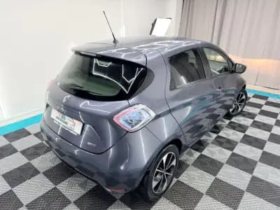 Vendo Renault Zoe 2017 - 10499 EUR, 105000 km - AUTO.MOTO.pt