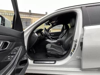 Vendo BMW 320 2021 - 25950 EUR, 229000 km - AUTO.MOTO.pt