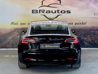 Vendo Tesla Model 3 2019 - 29900 EUR, 132895 km - AUTO.MOTO.pt