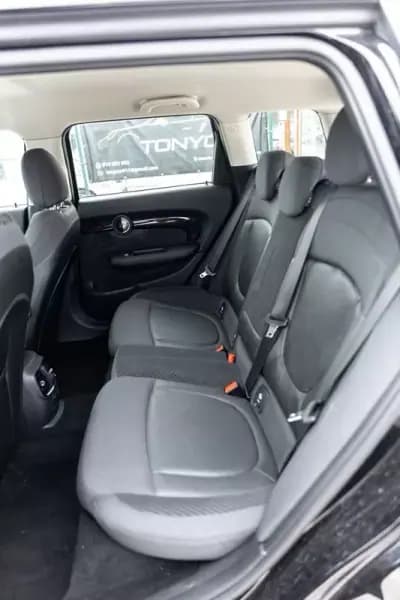 Vendo MINI Clubman 2016 - 16550 EUR, 129000 km - AUTO.MOTO.pt