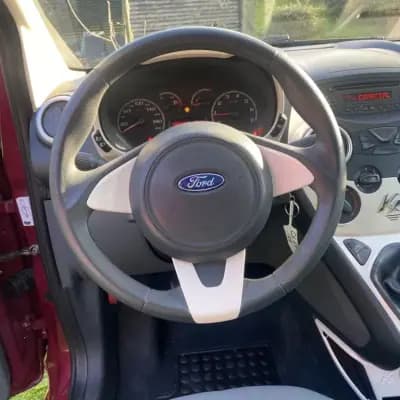 Vendo Ford KA 2013 - 7990 EUR, 129000 km - AUTO.MOTO.pt