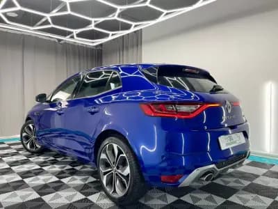 Vendo Renault Mégane 2016 - 13999 EUR, 182000 km - AUTO.MOTO.pt