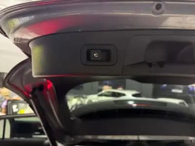 Sell Mercedes-Benz GLA 250 2021 - 35990 EUR, 104000 km - AUTO.MOTO.pt