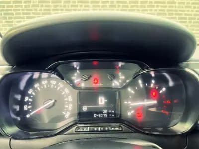 Sell Citroën C3 2022 - 15250 EUR, 45000 km - AUTO.MOTO.pt