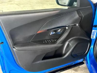 Sell Peugeot 2008 2022 - 18500 EUR, 52718 km - AUTO.MOTO.pt