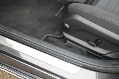 Vendo Mercedes-Benz C 200 2020 - 22990 EUR, 173000 km - AUTO.MOTO.pt