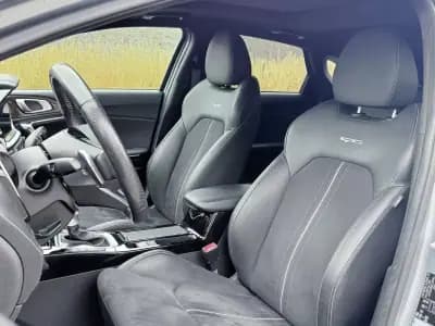 Vendo Kia ProCeed 2019 - 22490 EUR, 127000 km - AUTO.MOTO.pt