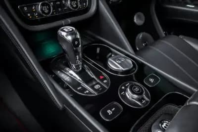 Sell Bentley Bentayga 2022 - 230000 EUR, 70942 km - AUTO.MOTO.pt