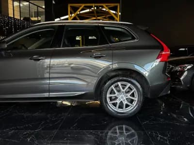 Vendo Volvo XC 60 2021 - 31990 EUR, 140750 km - AUTO.MOTO.pt