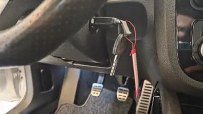 Vendo Volkswagen Scirocco 2010 - 10900 EUR, 289436 km - AUTO.MOTO.pt