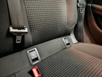 Sell Peugeot 308 2017 - 10990 EUR, 189000 km - AUTO.MOTO.pt