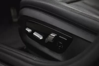 Sell BMW 520 2020 - 33900 EUR, 132497 km - AUTO.MOTO.pt