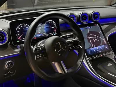 Vendo Mercedes-Benz C 300e 2024 - 55990 EUR, 27748 km - AUTO.MOTO.pt