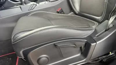 Vendo Jaguar E-Pace 2019 - 23900 EUR, 164000 km - AUTO.MOTO.pt