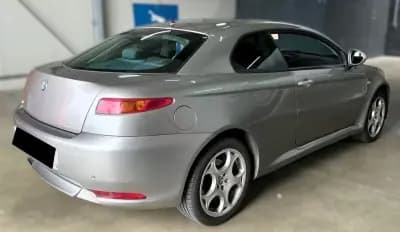 Vendo Alfa Romeo GT 2010 - 9990 EUR, 220177 km - AUTO.MOTO.pt