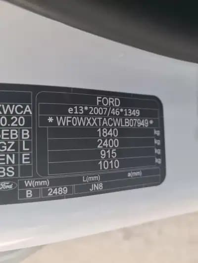 Sell Ford Transit Courier 2020 - 10990 EUR, 129167 km - AUTO.MOTO.pt