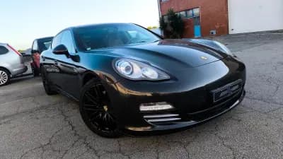 Vendo Porsche Panamera 2011 - 29900 EUR, 190000 km - AUTO.MOTO.pt