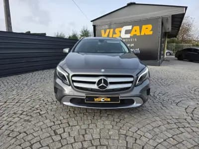 Vendo Mercedes-Benz GLA 200 2014 - 20790 EUR, 117000 km - AUTO.MOTO.pt