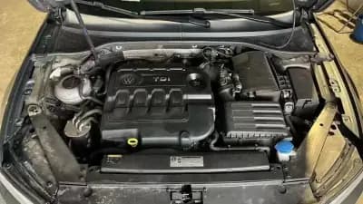 Vendo Volkswagen Passat 2016 - 10999 EUR, 190000 km - AUTO.MOTO.pt