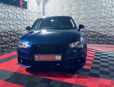 Vendo Audi A1 Sportback 2012 - 12990 EUR, 130169 km - AUTO.MOTO.pt