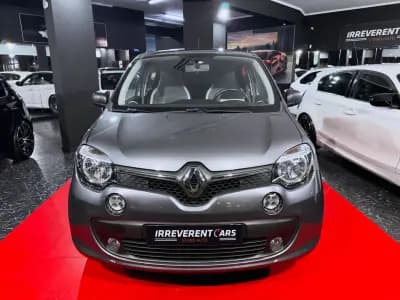 Vendo Renault Twingo 2019 - 12490 EUR, 58595 km - AUTO.MOTO.pt