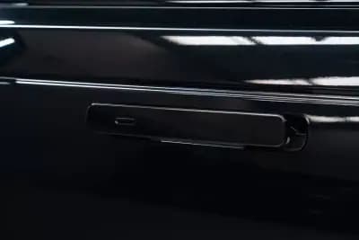 Sell Land Rover Range Rover Velar 2021 - 51950 EUR, 76000 km - AUTO.MOTO.pt