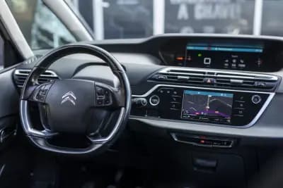 Sell Citroën C4 Picasso 2018 - 13900 EUR, 145077 km - AUTO.MOTO.pt