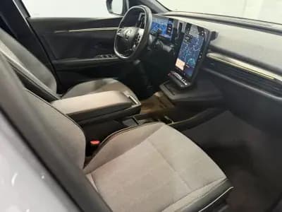 Vendo Renault Mégane E-Tech 2023 - 26950 EUR, 38315 km - AUTO.MOTO.pt