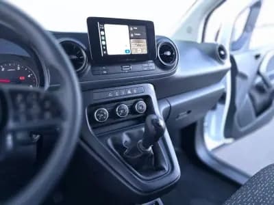 Sell Mercedes-Benz Citan 2024 - 22500 EUR, 29000 km - AUTO.MOTO.pt