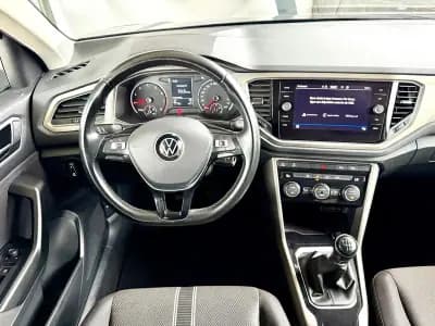 Vendo Volkswagen T-Roc 2022 - 21490 EUR, 55307 km - AUTO.MOTO.pt