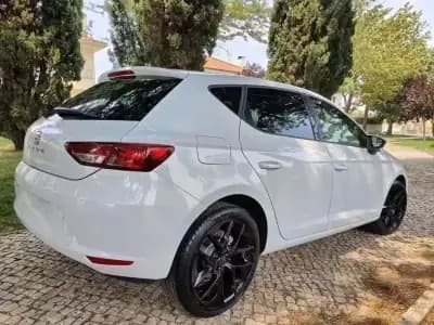 Sell SEAT Leon 2014 - 10990 EUR, 179115 km - AUTO.MOTO.pt