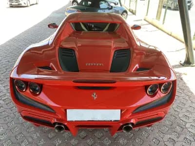Sell Ferrari F8 Tributo 2022 - 425600 EUR, 4336 km - AUTO.MOTO.pt