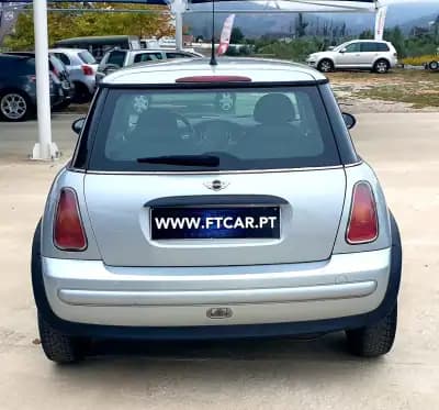 Vendo MINI One 2004 - 7990 EUR, 179700 km - AUTO.MOTO.pt